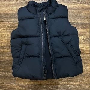 Old Navy 2T Puffer Vest